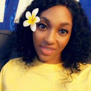 Meet your Posher, Samara